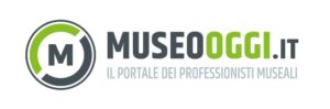 Il logo di MuseoOggi.it. Sulla sinistra una M maiuscola all'interno di un cerchio e sulla destra la scritta 