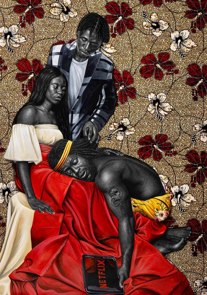Tre persone nere raffigurate in uno stile pittorico realistico posano su uno sfondo decorativo con fiori rossi e bianchi. Una figura femminile, seduta con un abito bianco, tiene sulle ginocchia un uomo sdraiato con i dreadlock e un perizoma giallo, che tiene in mano un tablet acceso con il logo "Netflix". Un terzo personaggio, in piedi dietro di loro, tocca i capelli dell’uomo con espressione mesta. L'immagine rievoca la scena biblica di Sansone e Dalila, con elementi moderni e simbolici.